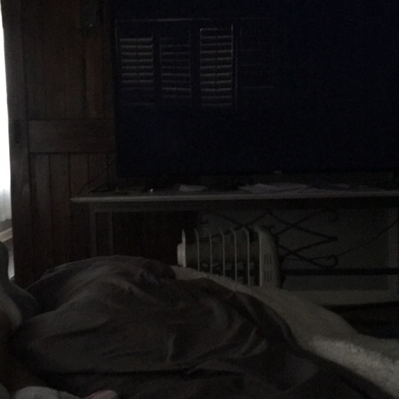 Meet your Posher, Jennifer - Picture 1 of 1